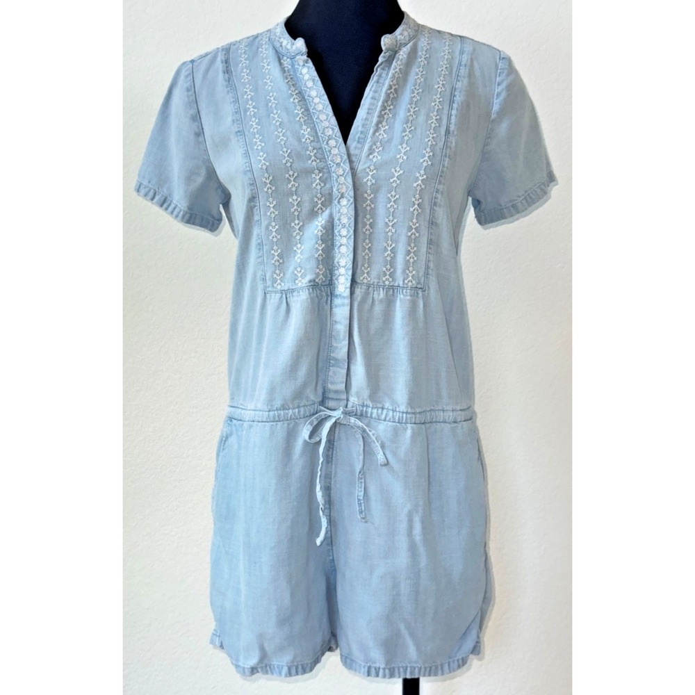 Gap‎ Embroidered Short Sleeve Romper Small Light Indigo geometric embroidery